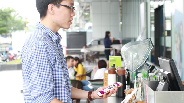 "Ngày hội siêu Deal 1/11”: Ví MoMo lập kỷ lục 1,2 triệu người dùng mua Deals trong 1 ngày "Ngày hội siêu Deal 1/11”: Ví MoMo lập kỷ lục 1,2 triệu người dùng mua Deals trong 1 ngày