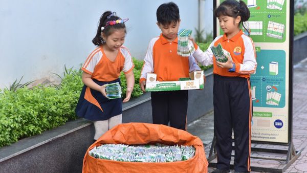 Tetra Pak tổ chức cuộc thi “Cùng bé thu gom vỏ hộp giấy” cho học sinh Tetra Pak tổ chức cuộc thi “Cùng bé thu gom vỏ hộp giấy” cho học sinh