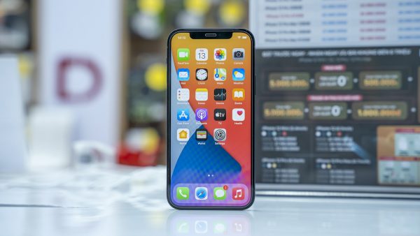 Hotsale 12.12 - iPhone 12 chính hãng VN/A giảm đến 4,6 triệu đồng