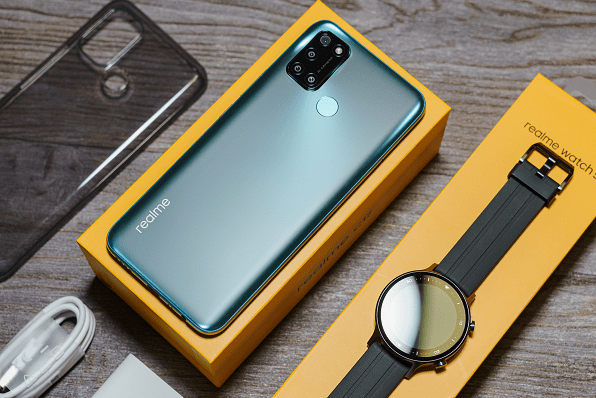 Realme mở bán đồng hồ Watch S, giá 2.99 triệu đồng