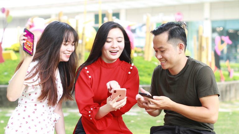 Ví MoMo ra mắt Lắc Xì mùa 3: Lắc là trúng với tổng giải thưởng 300 tỷ