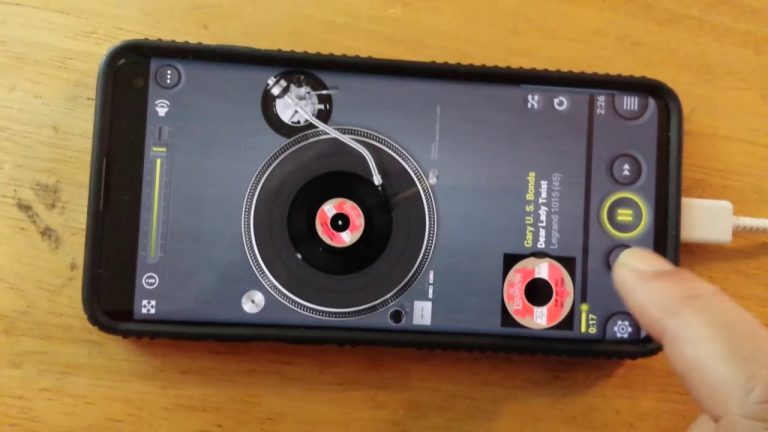 Vinylage Music Player: Trình chơi nhạc Android mô phỏng giao diện đĩa than