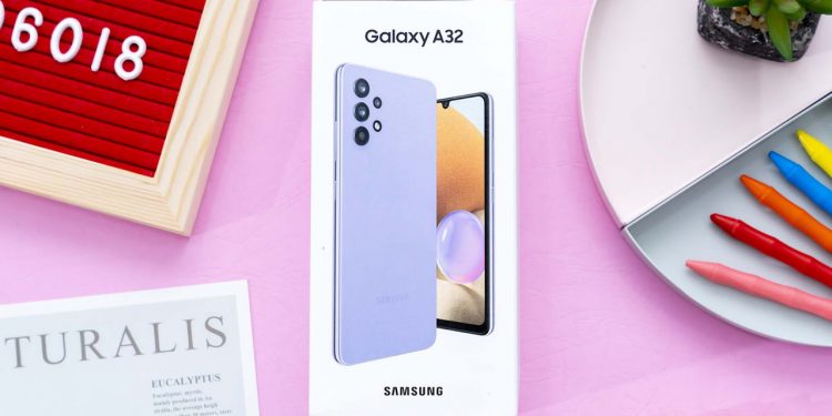 Galaxy A32 giá chỉ 5.990.000 đồng tại Di Động Việt