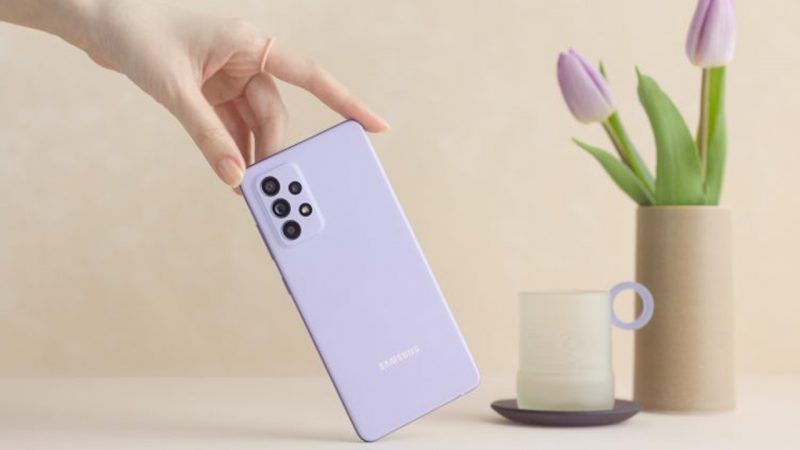 Samsung Galaxy A52, A52 5G và A72 vừa ra mắt giá bao nhiêu?