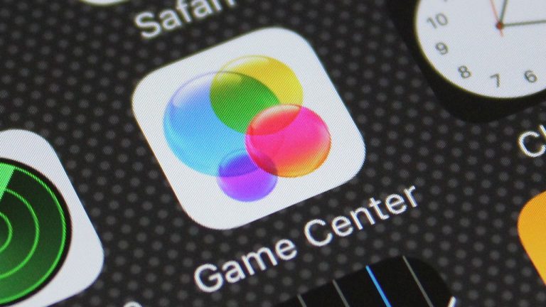 Cách thêm bạn bè vào Game Center trên iPhone