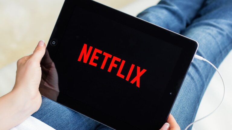 Jelly Party: Xem chung phim Netflix, YouTube,… với người thân, bạn bè dễ dàng