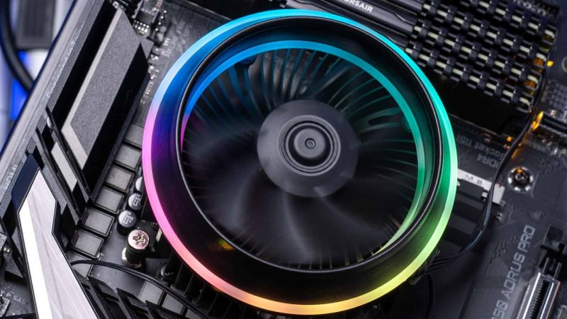 Cách đặt tốc độ quạt CPU trên PC