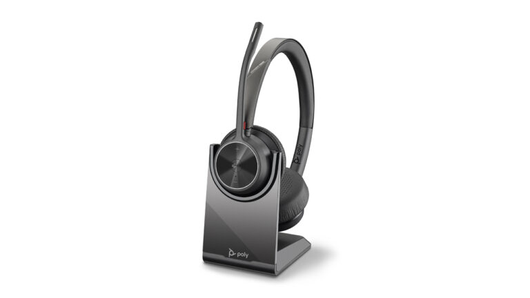 Poly giới thiệu dòng tai nghe Voyager 4300 UC Series mới