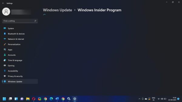 Windows Insider Program Settings bị trống