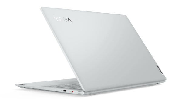 Lenovo ra mắt laptop Yoga Slim 7 Carbon 14” màn hình OLED, giá 37.99 triệu đồng