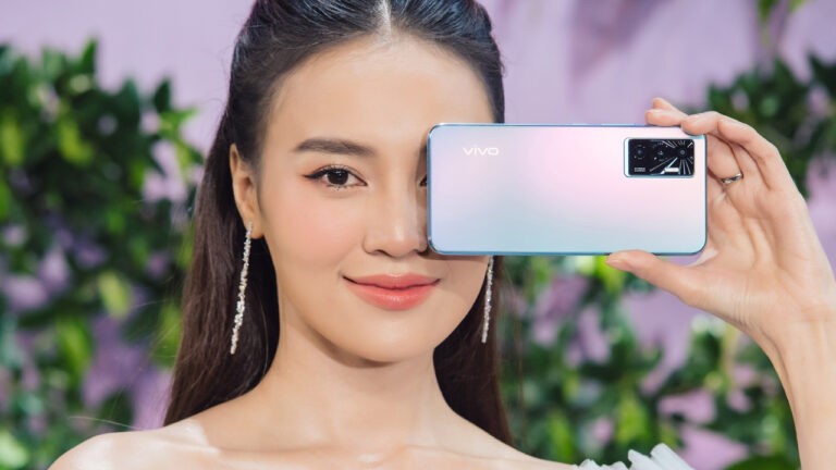 vivo V23e chính thức ra mắt, camera trước 50MP, giá 8.490.000 đồng