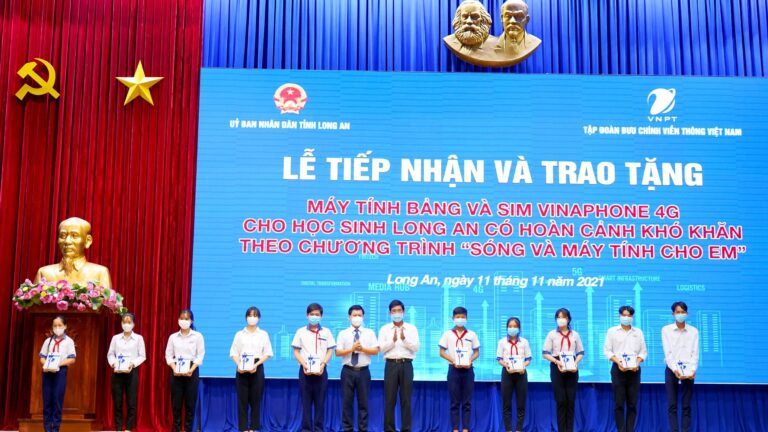VNPT tiên phong triển khai chương trình “Sóng và máy tính cho em”
