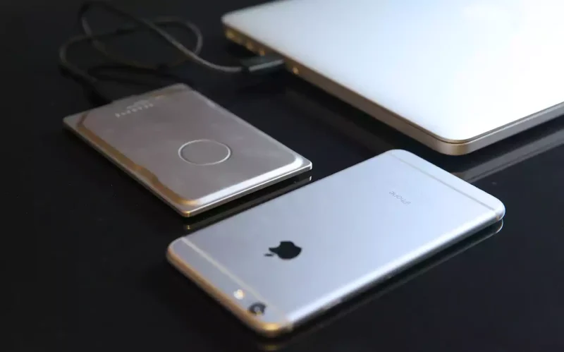 Cách kết nối ổ cứng ngoài với iPhone và iPad