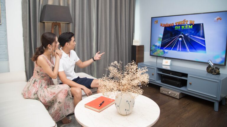 Khách đăng ký gói Home của VNPTđược tặng bộ sản phẩm Smart Home