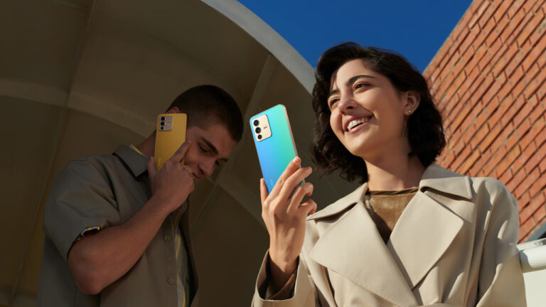 vivo V23 5G ra mắt tại Việt Nam, giá 12.990.000 đồng kèm loạt ưu đãi