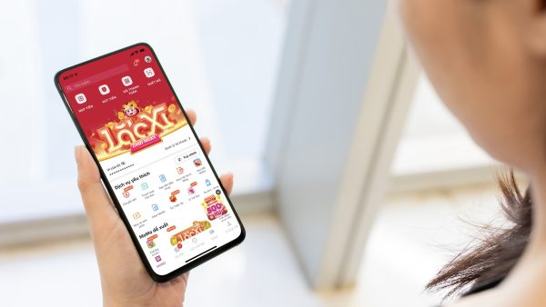 Tổng kết Lắc Xì 2022: 12 triệu người chơi, 270 triệu bao lì xì tiền mặt cùng hàng trăm thẻ quà tặng Tổng kết Lắc Xì 2022: 12 triệu người chơi, 270 triệu bao lì xì tiền mặt cùng hàng trăm thẻ quà tặng