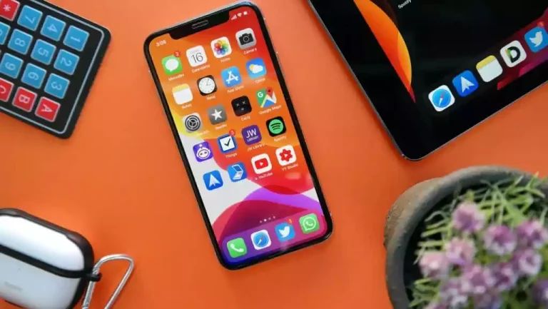 iOS 15.4 làm hao pin trên một số thiết bị?