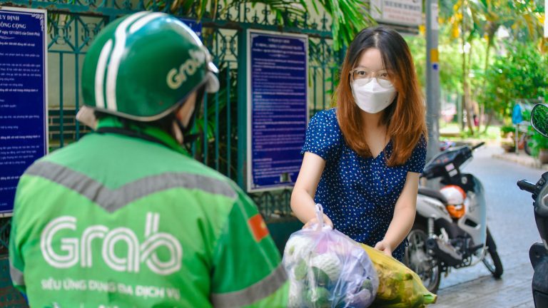 Grab tung chương trình Siêu Sale 4.4 với hàng loạt ưu đãi