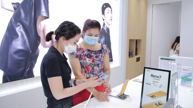 OPPO ra mắt chuỗi OPPO Experience Store trên toàn quốc trong tháng 4