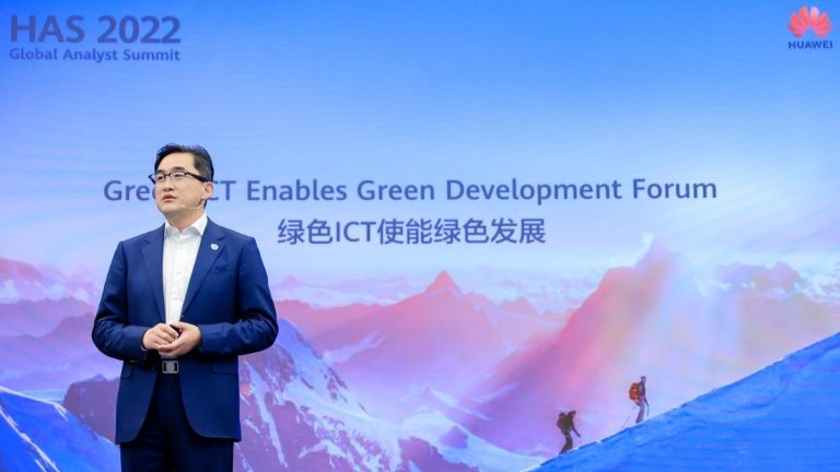 Huawei công bố báo cáo Phát triển Xanh 2030