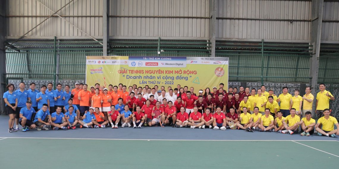 Giải Tennis Nguyên Kim mở rộng, quyên góp giúp đỡ người khó khăn