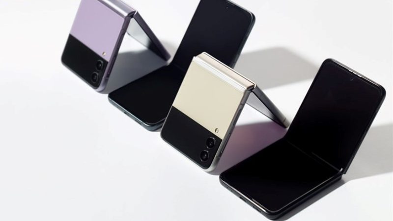 Màn hình ngoài Galaxy Z Flip 5 có gì mới? Làm được gì?