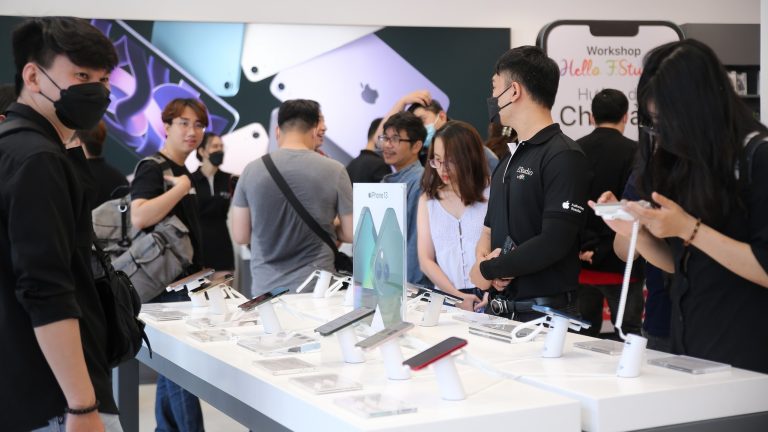 F.Studio by FPT nâng cấp cửa hàng thành các “Super Center”