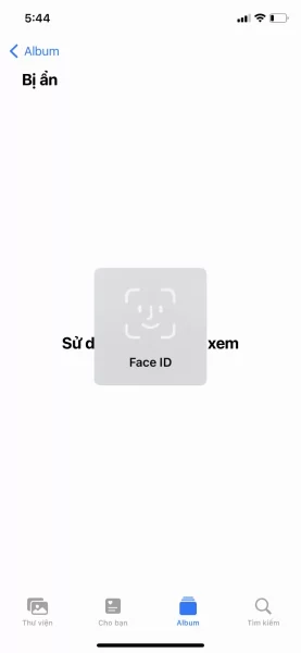 Cách khóa album ảnh ẩn bằng Face ID, Touch ID trong iOS 16b
