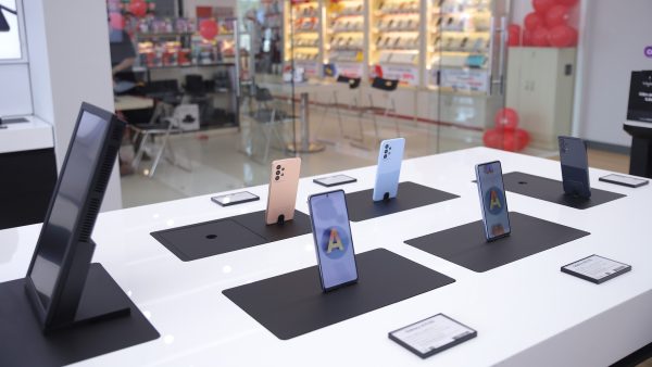 Đồng loạt khai trương 5 cửa hàng, S.Studio by FPT ưu đãi đến 50% cho nhiều sản phẩm Samsung