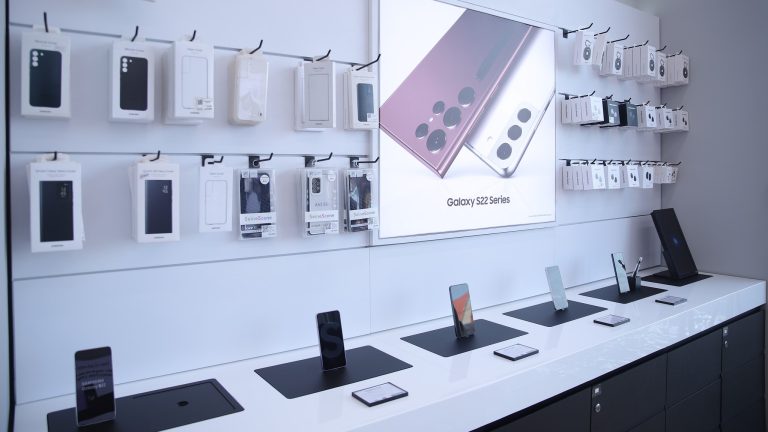 Đồng loạt khai trương 5 cửa hàng, S.Studio by FPT ưu đãi đến 50% cho nhiều sản phẩm Samsung