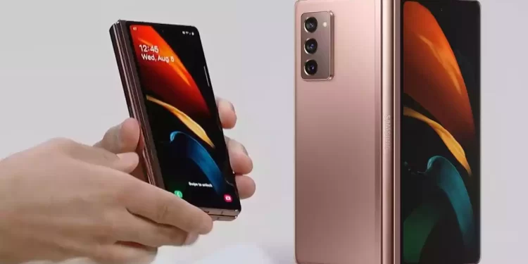 Galaxy Z Fold 2 sẽ được hỗ trợ One UI 5.0