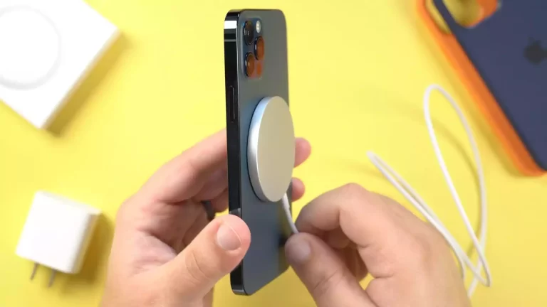 Cách sạc iPhone để duy trì 100% dung lượng pin trong hai năm