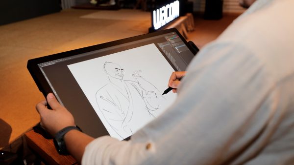 Ra mắt bảng vẽ Wacom Cintiq Pro 27
