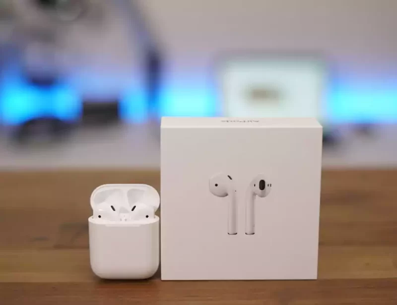 Cách đặt khuôn mặt của bạn lên vỏ AirPods