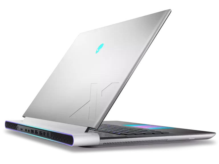 Alienware x16 là laptop chơi game cao cấp nhất thế giới