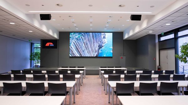 ViewSonic ra mắt màn hình tương tác 105 inch, độ phân giải 5K