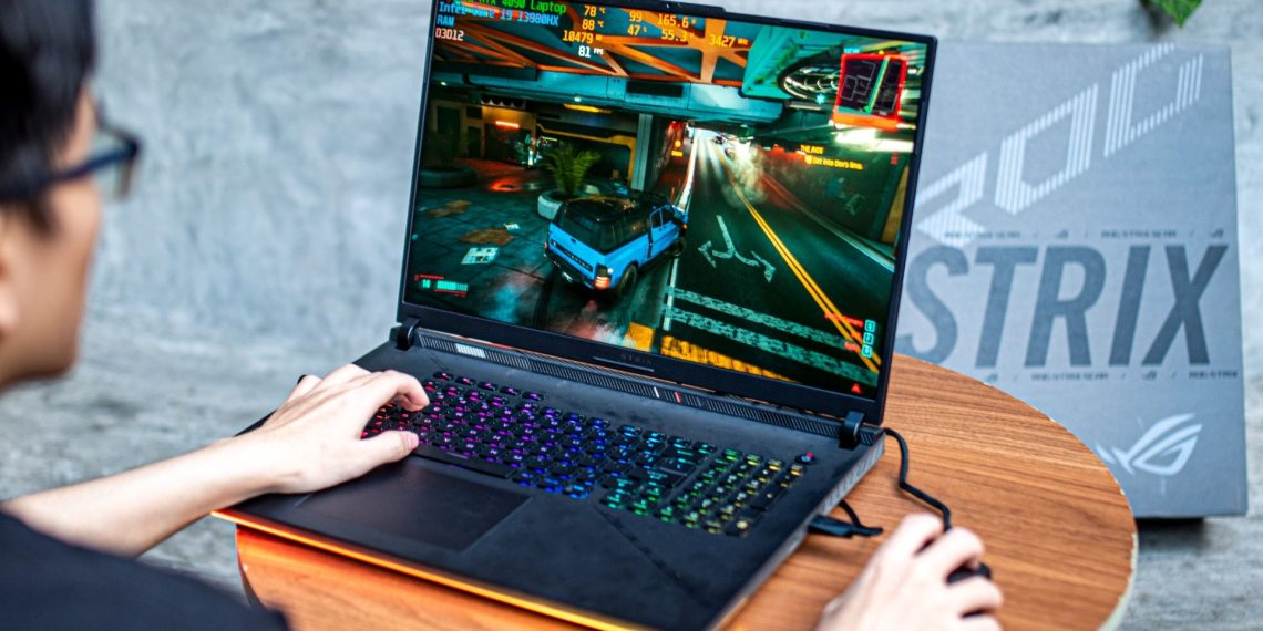 ROG Strix SCAR 18 - Laptop gaming giá 125 triệu đồng có gì hay?