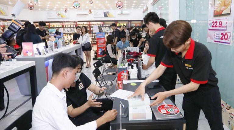 FPT Shop mở bán OPPO Reno8 T series kèm ưu đãi hấp dẫn
