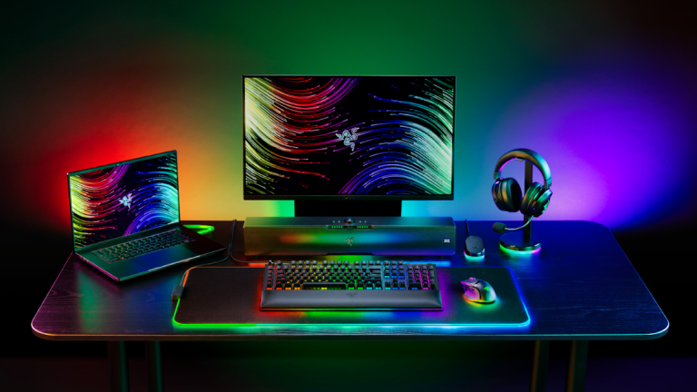 Razer ra mắt bàn phím battlestation Razer BlackWidow V4 Pro
