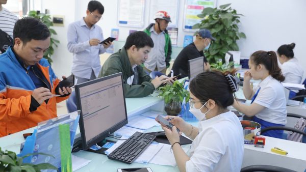 Chính thức khóa chiều gọi đi đối với thuê bao chưa chuẩn hóa thông tin theo quy định