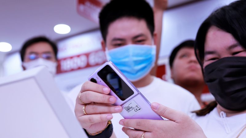 Di Động Việt mở bán sớm OPPO Find N2 Flip kèm ưu đãi 6,5 triệu đồng