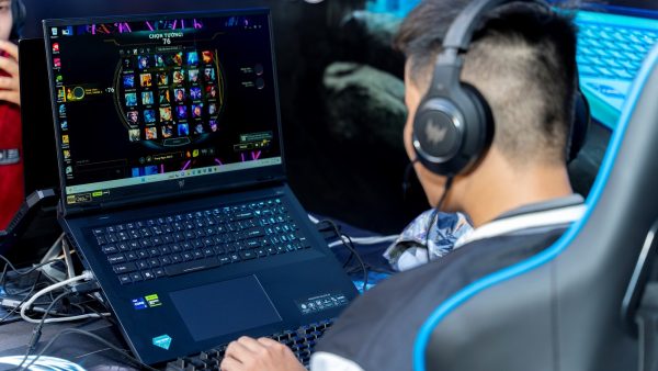 Acer giới thiệu loạt laptop sử dụng vi xử lý Intel Core thế hệ 13, hiện trưng bày tại Thế Giới Di Động