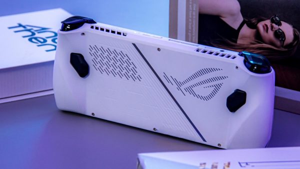 Ra mắt máy chơi game cầm tay ROG Ally, giá dưới 20 triệu đồng