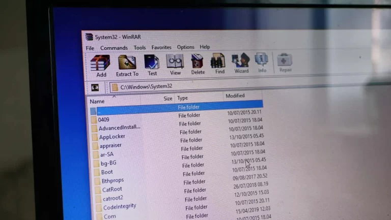 Windows 11 có hỗ trợ file RAR không?