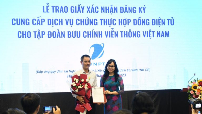 VNPT chính thức được cấp phép cung cấp dịch vụ chứng thực hợp đồng điện tử tại Việt Nam