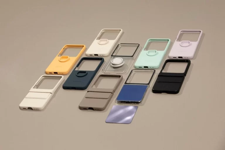 Ốp lưng Samsung Galaxy Z Flip4 có dùng cho Z Flip5 được không?