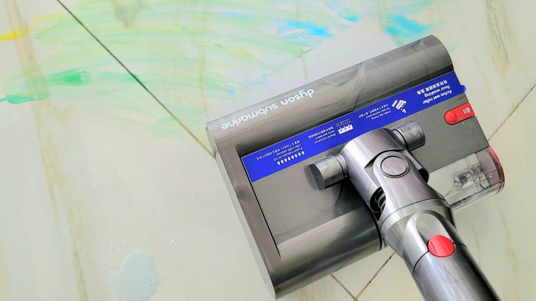 “Nghiện” dọn nhà với Dyson V12s Detect Slim Submarine