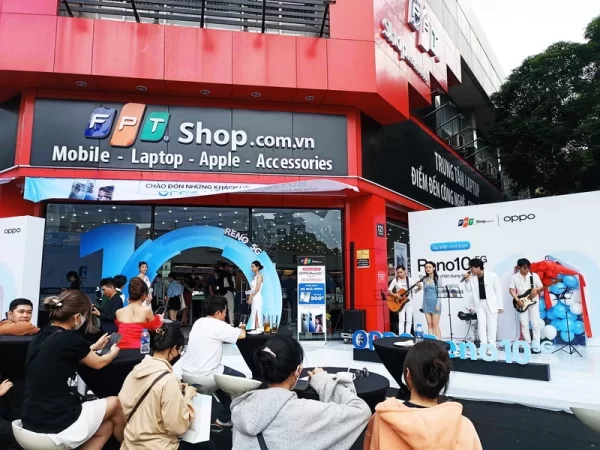 FPT Shop mở bán OPPO Reno10 5G 256GB, tặng quà giá trị cho người dùng