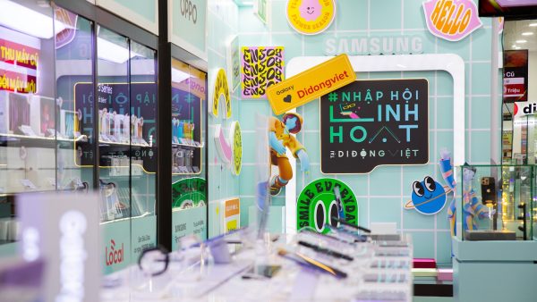 Di Động Việt tổ chức Tech Offline, tặng nhiều phần quà cho người dùng