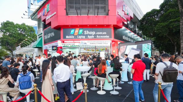 FPT Shop chính thức mở bán bộ đôi siêu phẩm Galaxy Z5 series